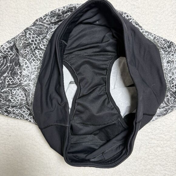 Lululemon Womens Run Times Short II 4" Serigraph Alpine White Black Multi Size 4 - Picture 2 of 5